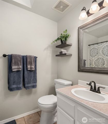 12008 SE 218th Place, Kent, WA 98031