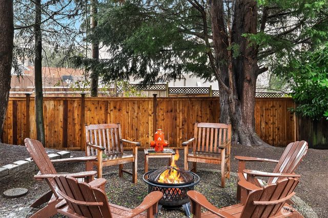 12008 SE 218th Place, Kent, WA 98031