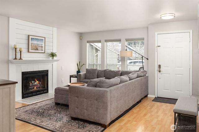 12008 SE 218th Place, Kent, WA 98031