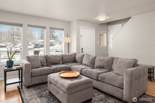 12008 SE 218th Place, Kent, WA 98031