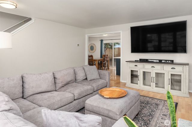 12008 SE 218th Place, Kent, WA 98031