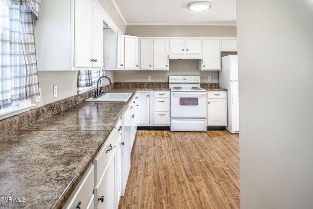 404 Dyer Circle, Greeneville, TN 37745