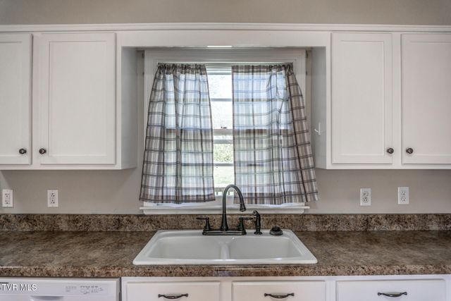 404 Dyer Circle, Greeneville, TN 37745