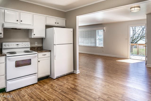 404 Dyer Circle, Greeneville, TN 37745