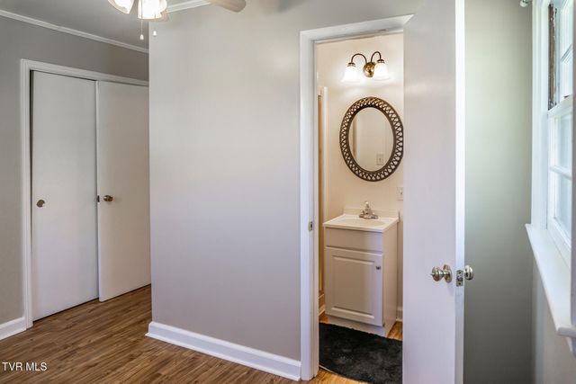 404 Dyer Circle, Greeneville, TN 37745