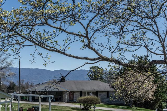 404 Dyer Circle, Greeneville, TN 37745