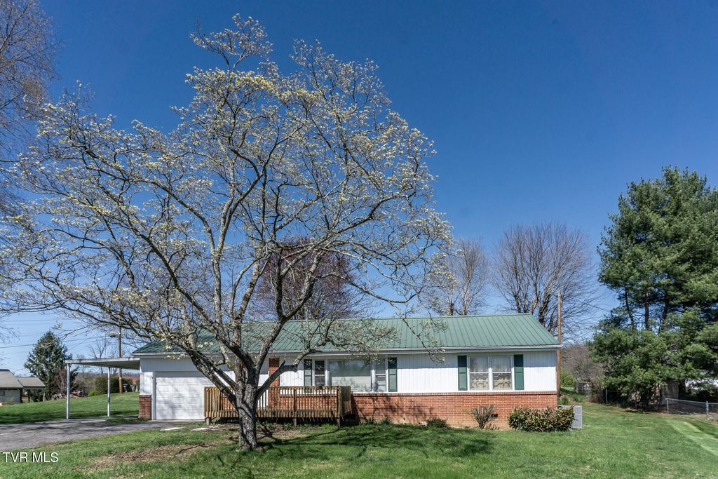 404 Dyer Circle, Greeneville, TN 37745