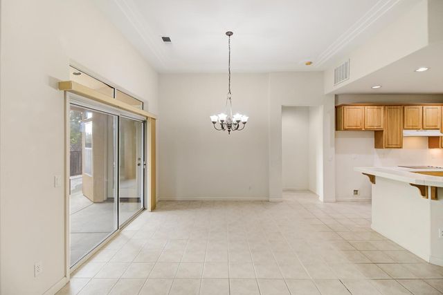 814 Pleasant Valley Dr, Ione, CA 95640