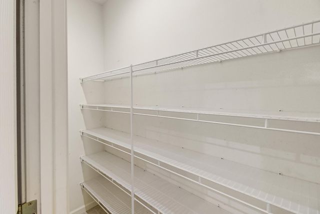 814 Pleasant Valley Dr, Ione, CA 95640