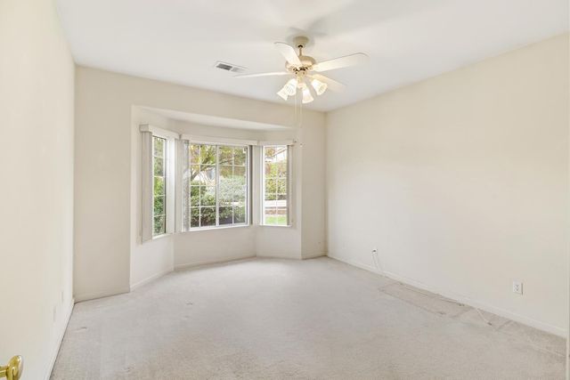 814 Pleasant Valley Dr, Ione, CA 95640