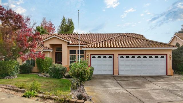 814 Pleasant Valley Dr, Ione, CA 95640