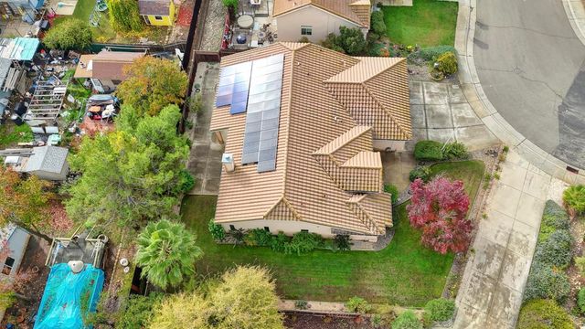 814 Pleasant Valley Dr, Ione, CA 95640