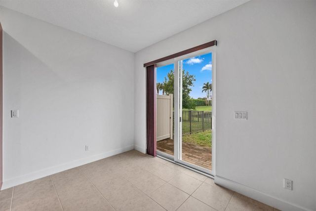 9059 Kingsmoor Way, Lake Worth, FL 33467