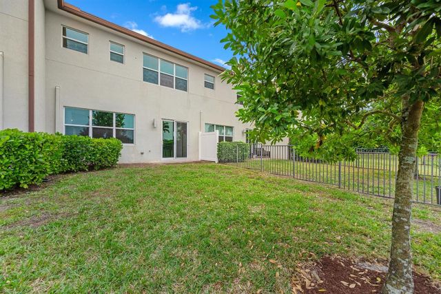 9059 Kingsmoor Way, Lake Worth, FL 33467