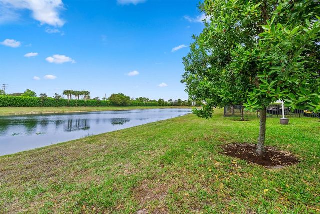 9059 Kingsmoor Way, Lake Worth, FL 33467