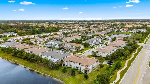 9059 Kingsmoor Way, Lake Worth, FL 33467