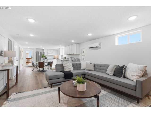 131 Nw 11TH Ave, Camas, WA 98607