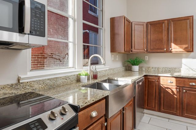 1604 Chamberlain Avenue, Chattanooga, TN 37404