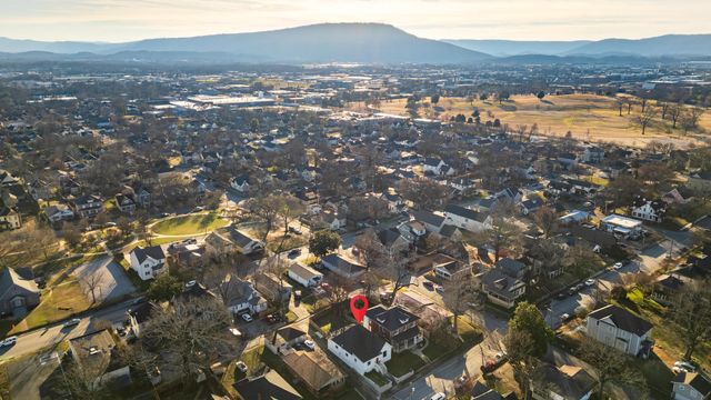 1604 Chamberlain Avenue, Chattanooga, TN 37404