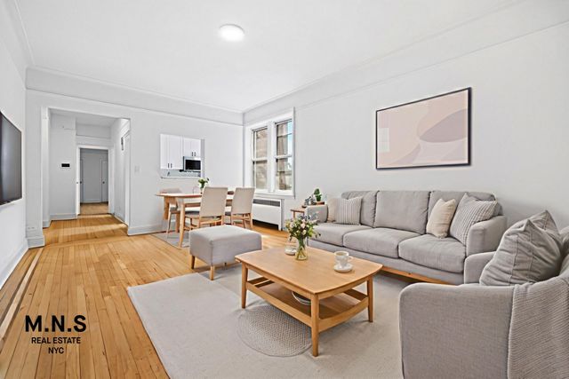 3553 77th St Apt 3E, New York City, NY 11372