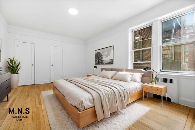3553 77th St Apt 3E, New York City, NY 11372