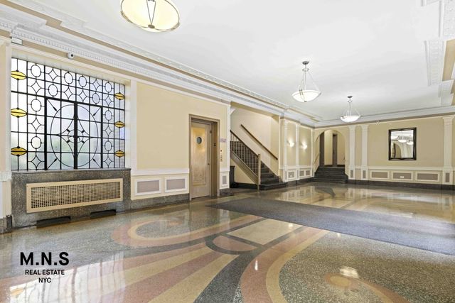 3553 77th St Apt 3E, New York City, NY 11372