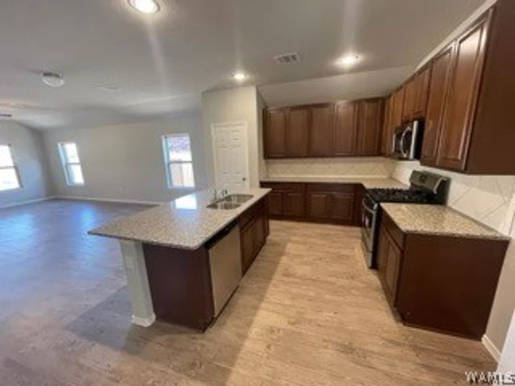 14392 Bellflower, Tuscaloosa, AL 35405