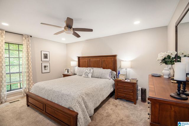 1703 RUSHTON STREET, Gardendale, AL 35071