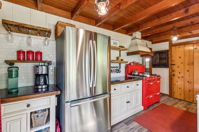 28772 Cedar Drive, Lake Arrowhead, CA 92352