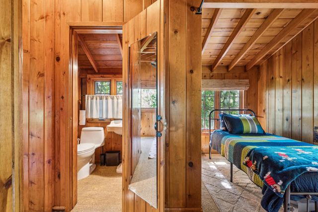 28772 Cedar Drive, Lake Arrowhead, CA 92352