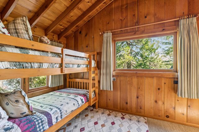 28772 Cedar Drive, Lake Arrowhead, CA 92352