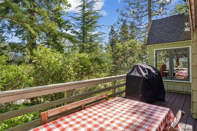 28772 Cedar Drive, Lake Arrowhead, CA 92352