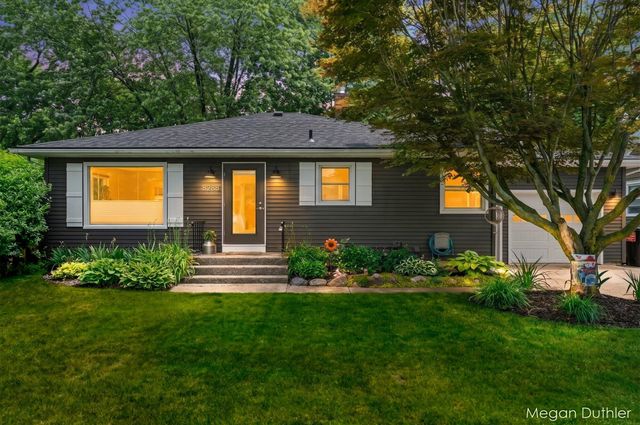 8288 Freeland Avenue Sw, Byron Twp, MI 49315