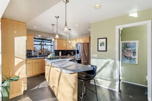 742 E CHELSEA DR, Bountiful, UT 84010