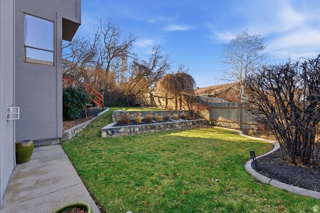 742 E CHELSEA DR, Bountiful, UT 84010