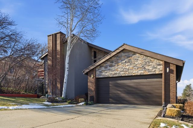 742 E CHELSEA DR, Bountiful, UT 84010