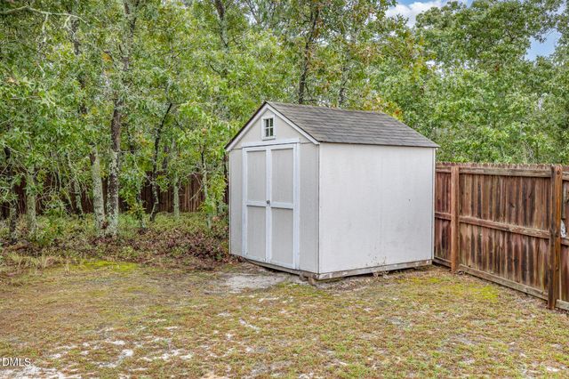 520 Polygon Place, Fayetteville, NC 28306