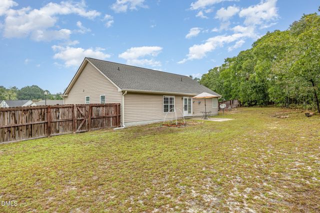 520 Polygon Place, Fayetteville, NC 28306