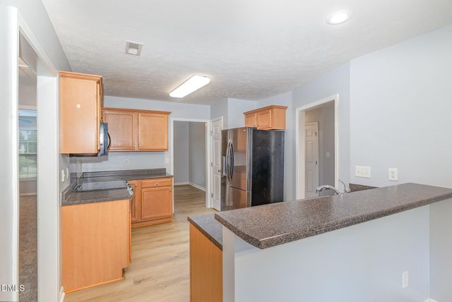 520 Polygon Place, Fayetteville, NC 28306