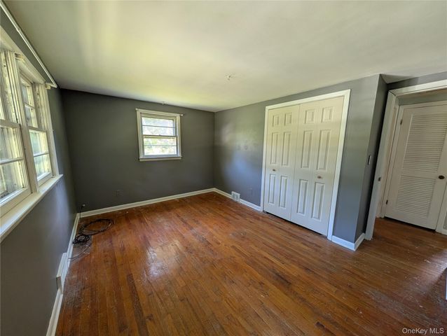 6 White Oak Terrace, Campbell Hall, NY 10916