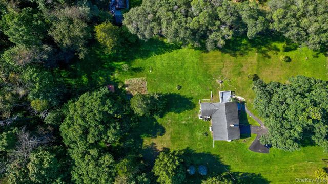 6 White Oak Terrace, Campbell Hall, NY 10916