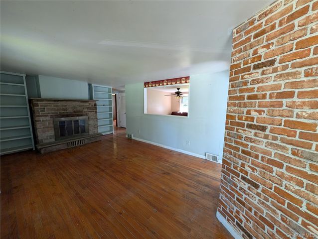 6 White Oak Terrace, Campbell Hall, NY 10916