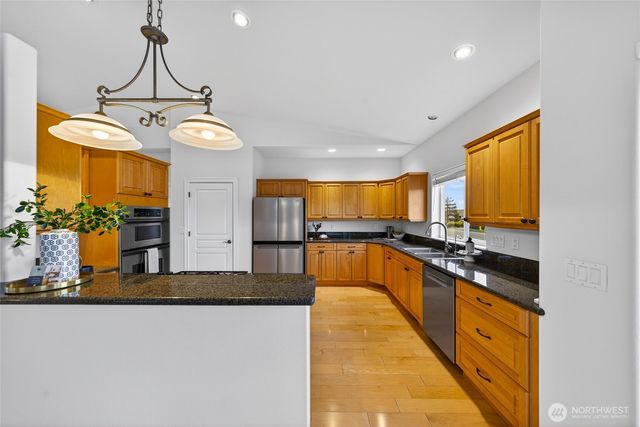 5208 Doon Way, Anacortes, WA 98221