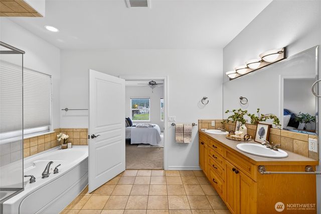 5208 Doon Way, Anacortes, WA 98221