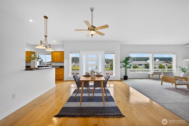 5208 Doon Way, Anacortes, WA 98221