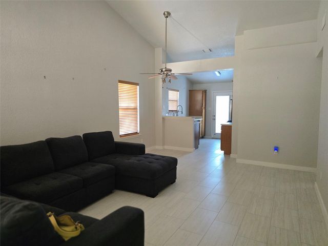 137 Prairie Springs CV, Georgetown, TX 78626