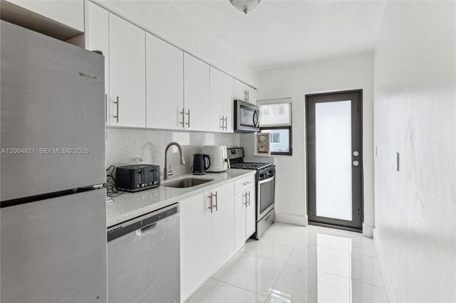 705 83rd St 3, Miami Beach, FL 33141