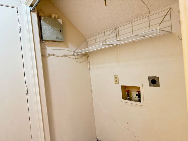 2904 Southern Cross Drive, Garland, TX 75044