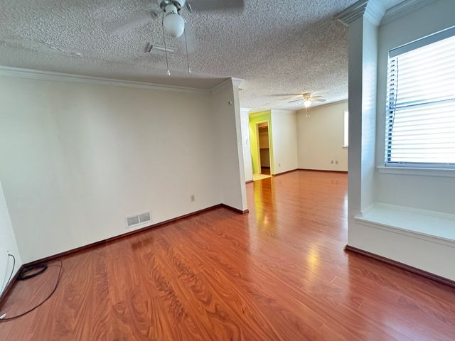 2904 Southern Cross Drive, Garland, TX 75044