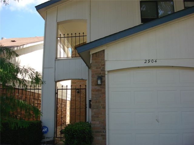 2904 Southern Cross Drive, Garland, TX 75044